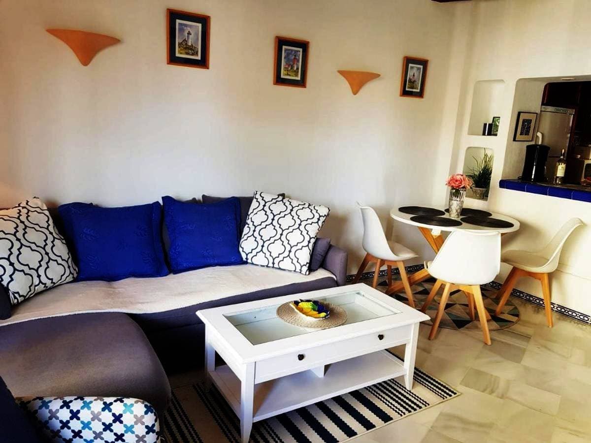 Foto 4 von 38: Two-Bedroom Apartment