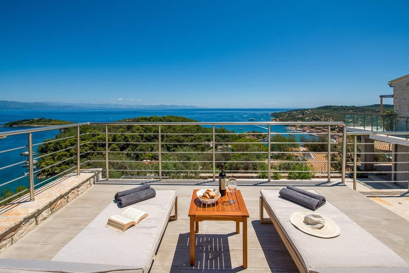 Foto 10 von 24: Villa für 4 Personen mit Meerblick