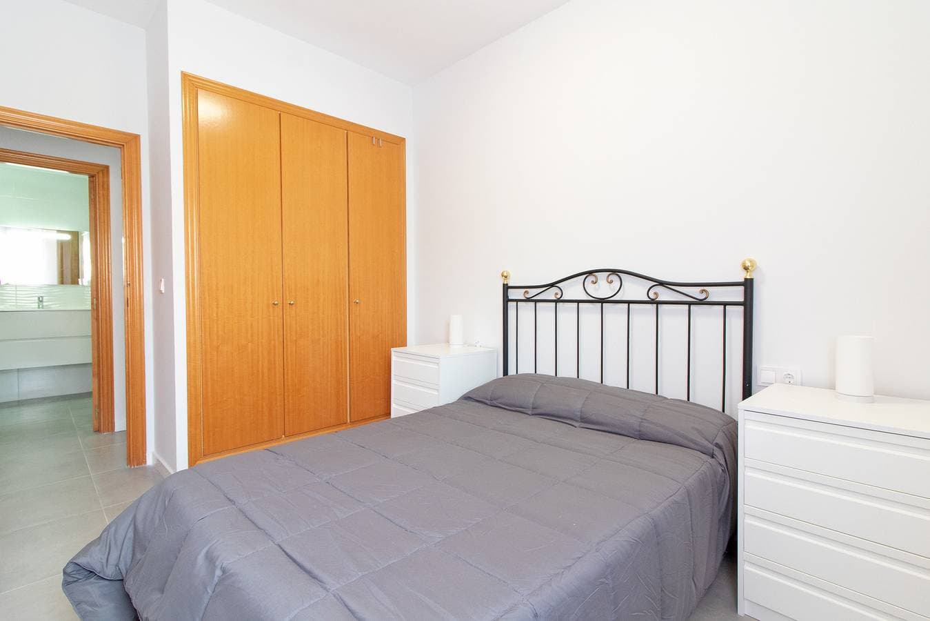 Foto 5 von 25: Planta Baja Poeta Querol, pta 21 (P)