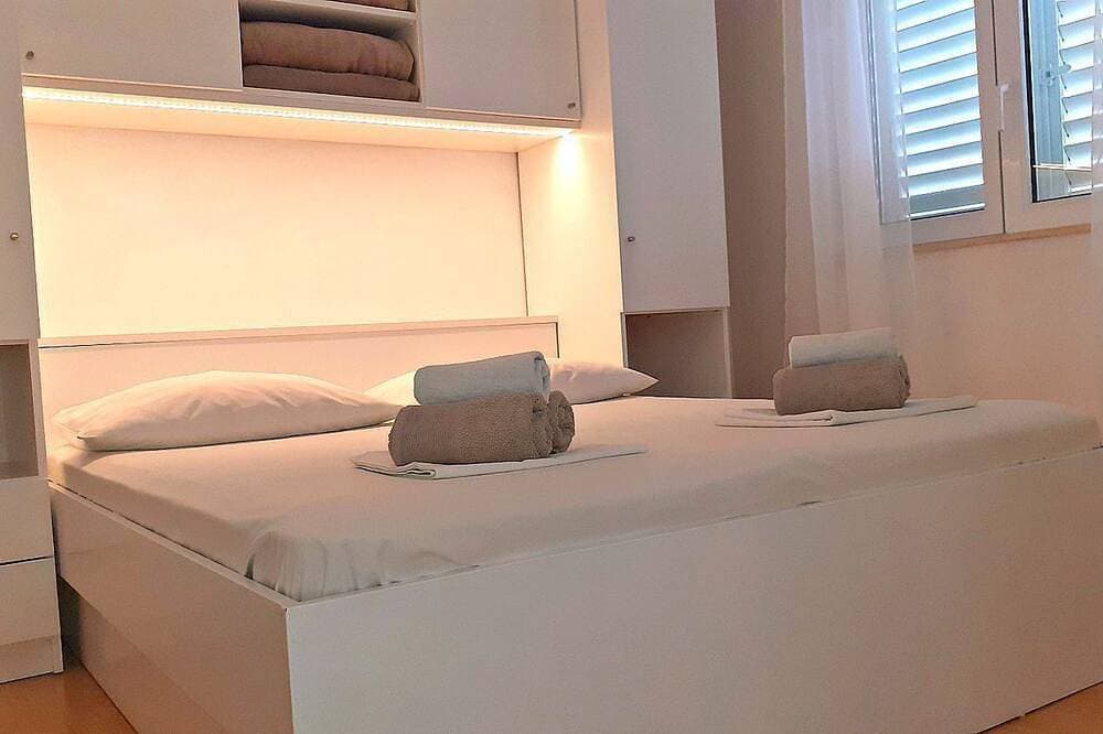 Foto 2 von 22: Traumhafte grosse überdachte Meerblick Terrasse – 3 Gehmin. zu Strand u. Zentrum