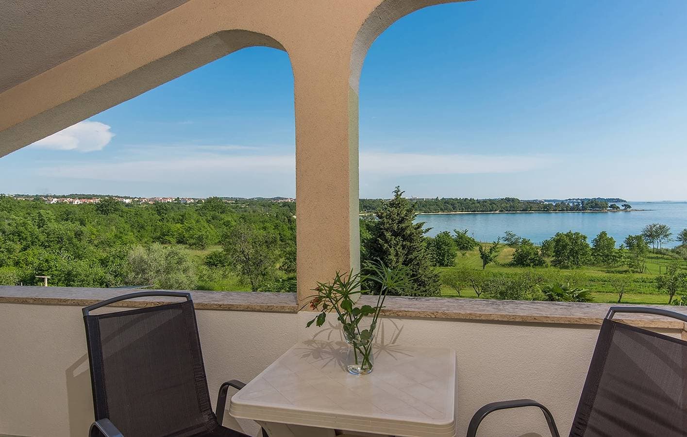 Apartment Saladinka II mit Meerblick 1