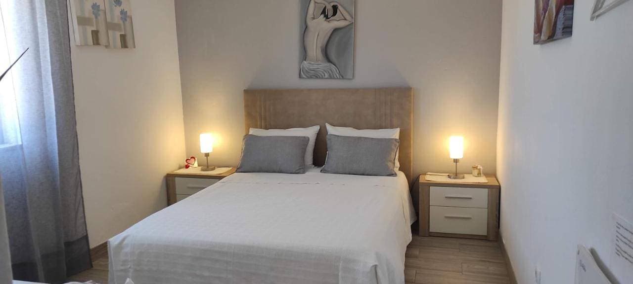 Foto 7 von 17: Double Room with Shared Bathroom