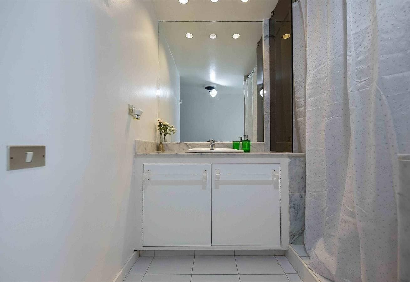 Foto 9 von 45: Luxuriöses Ferienhaus nahe Strand mit Meerblick, Whirlpool, Klimaanlage und WLAN