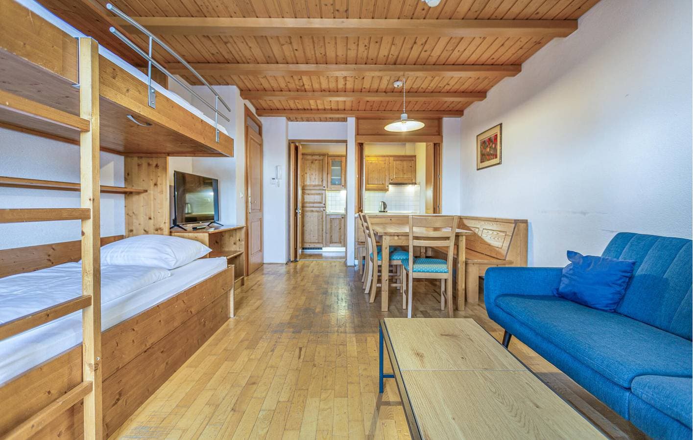 Foto 6 von 25: Ferienwohnung für 7 Personen mit Terrasse