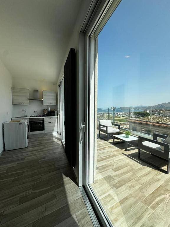 Foto 7 von 9: One-Bedroom Apartment with Rooftop Spa Bath