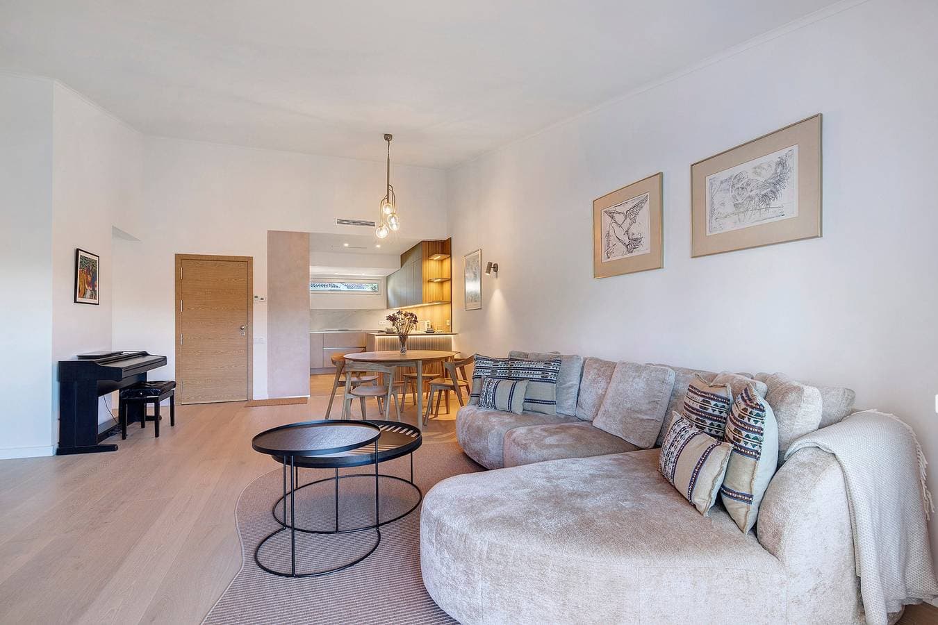 Foto 6 von 28: Geräumige Ferienwohnung „Dansk“ mit Pool, WLAN, Klimaanlage & Balkon; Parkplatz vorhanden