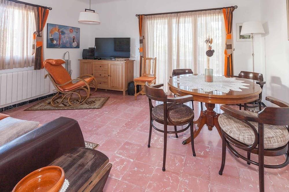 Foto 10 von 30: 25m2 Veranda, 1000m2 Garten, Grill, Parkplatz mit Kameras und WIFI