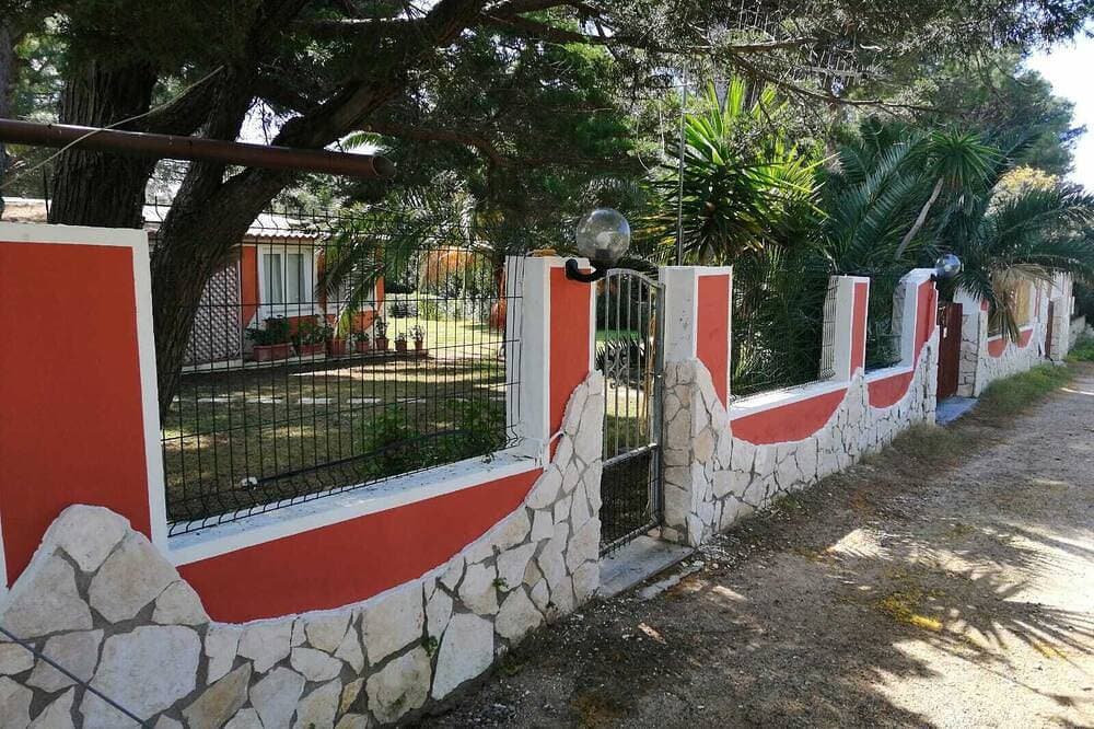 Foto 5 von 19: Beachfront Villa