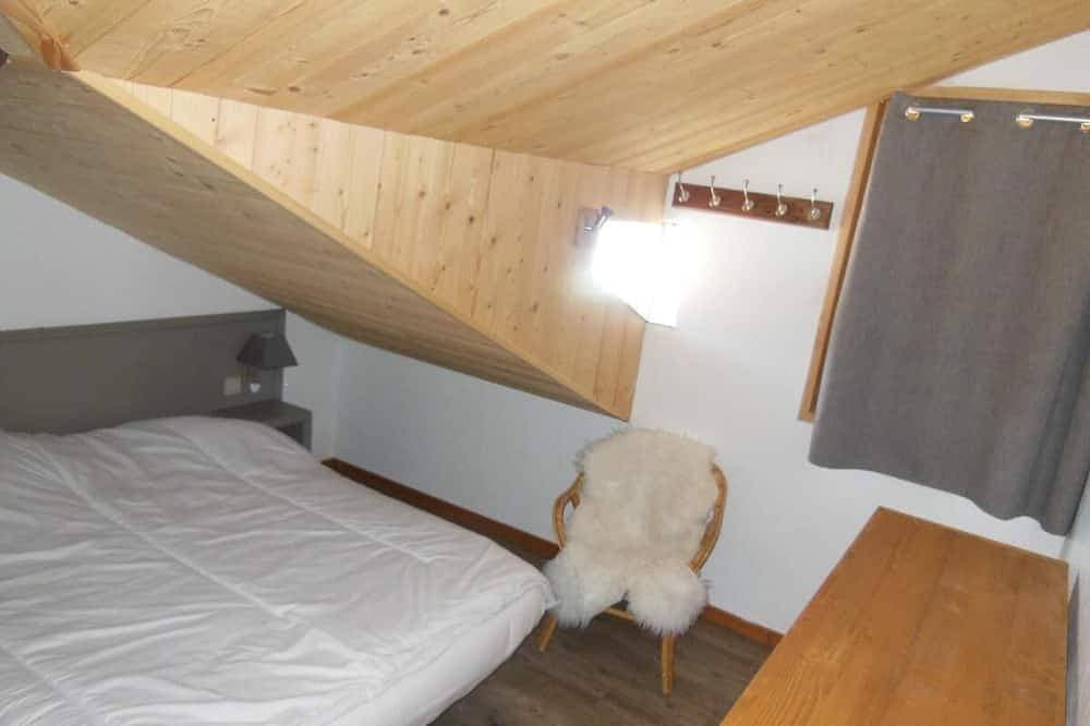 Foto 3 von 10: 1st floor, balcony, tv, 34m², Champagny-en-Vanoise