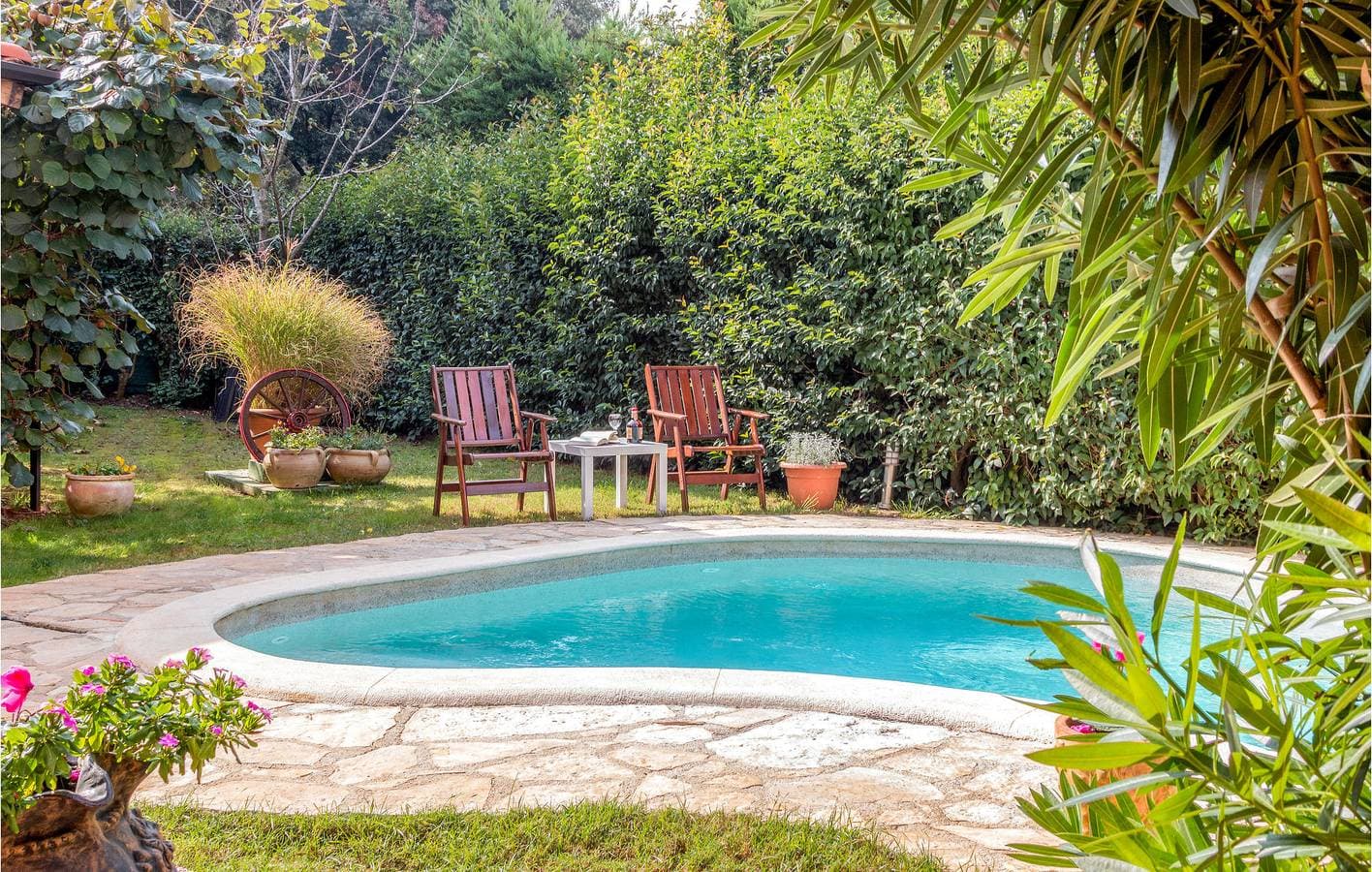 Foto 9 von 35: Charmantes Apartment mit Pool, Terrasse und WLAN – 1,5 km vom Strand entfernt!