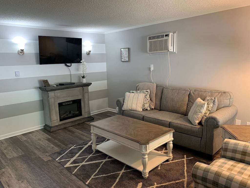 Adventure Acres- Suite A6 1