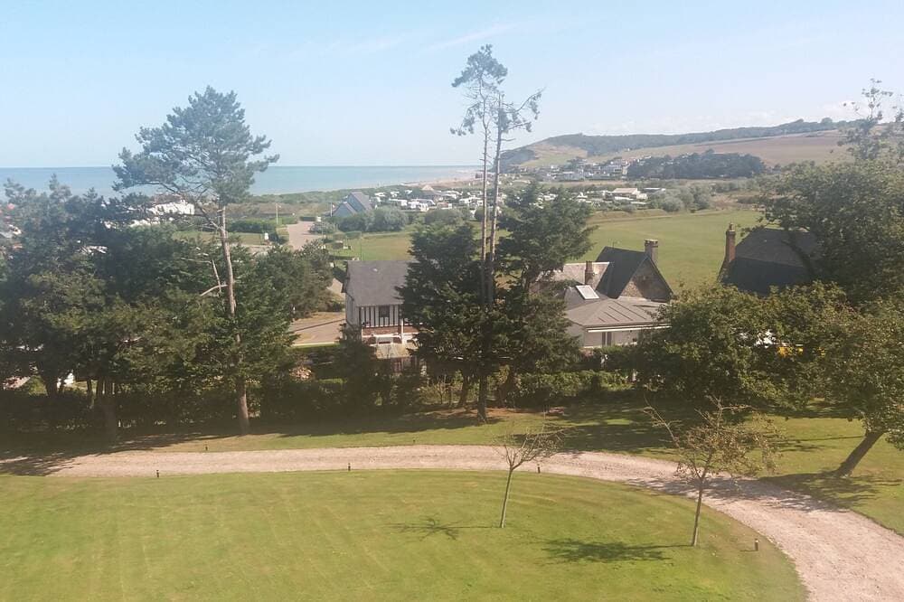 Foto 12 von 30: Ferienhaus mit Charme in einem Landschaftsgarten mit Blick aufs Meer