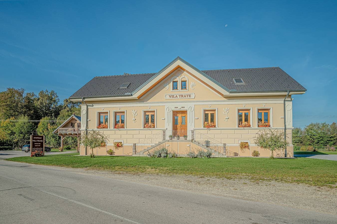Foto 10 von 23: Villa Trate Studio w/ Pool