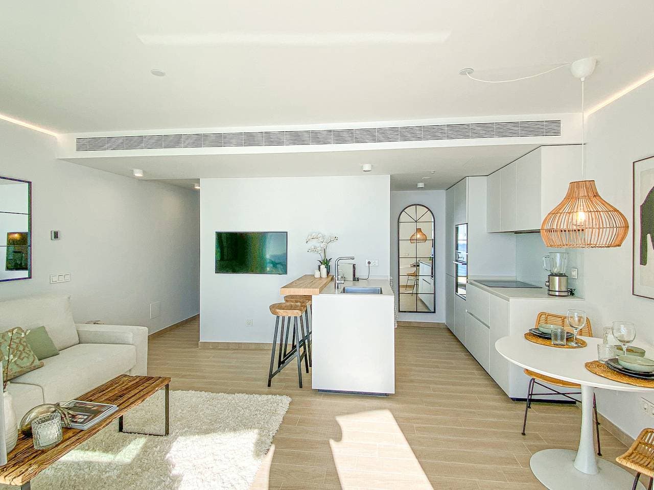 Foto 3 von 22: Amazing Sea Views - The Wave, Brand new apartment