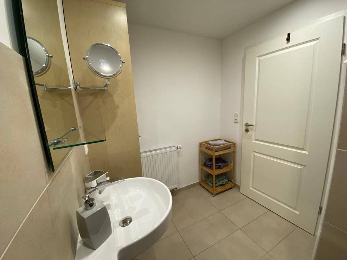 Foto 4 von 15: One-Bedroom Apartment