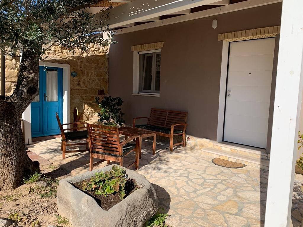 Foto 6 von 16: Ferienhaus 'Domu Quesada' mit privater Terrasse, WLAN und Klimaanlage