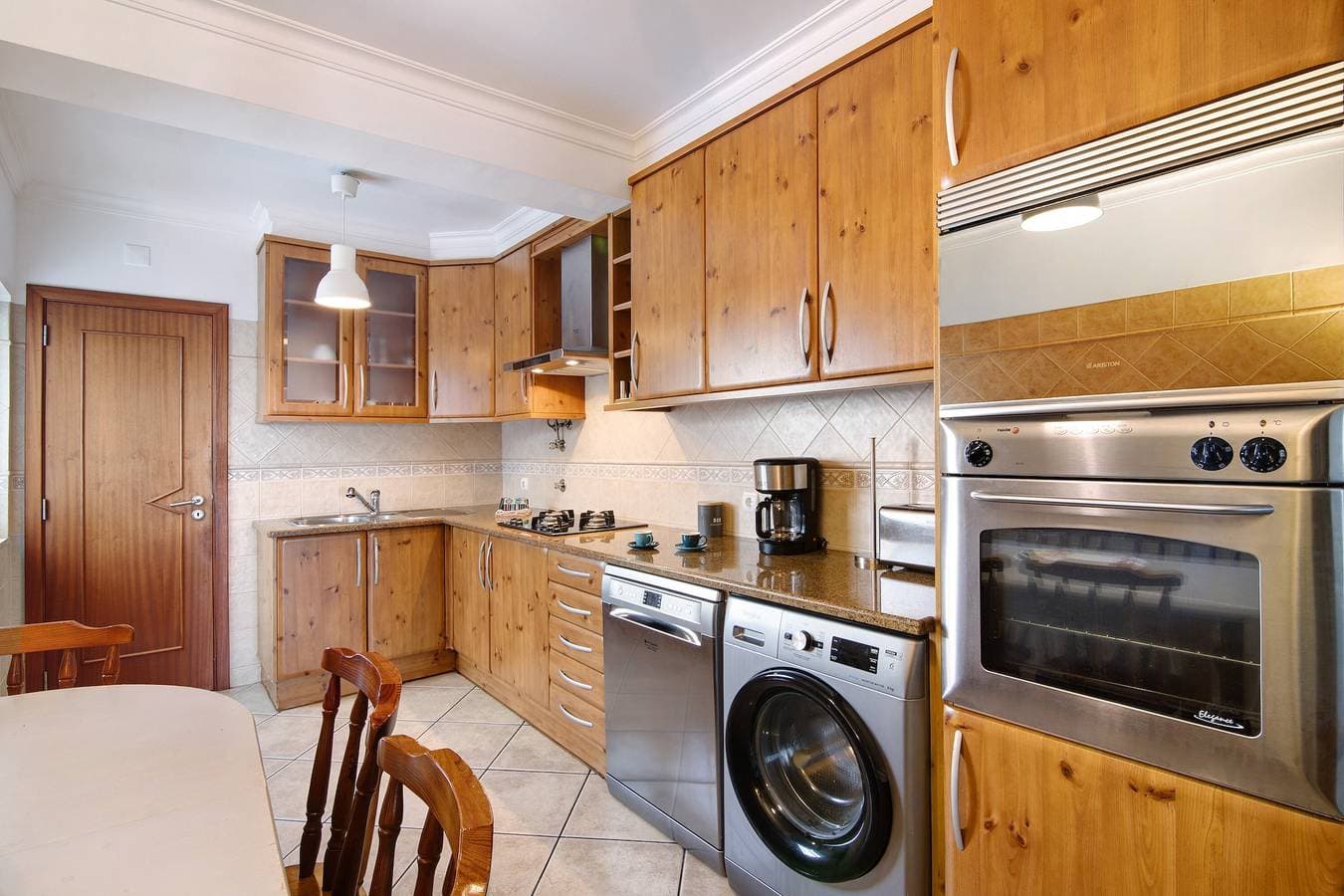 Foto 9 von 34: Ferienwohnung „Duplex Tartaruga“ mit privater Terrasse und WLAN