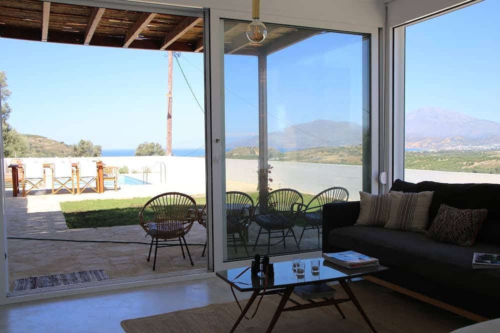 Foto 4 von 30: Villa in Kamilari, Heraklion und Umgebung mit Meer- und Bergblick und privatem Pool