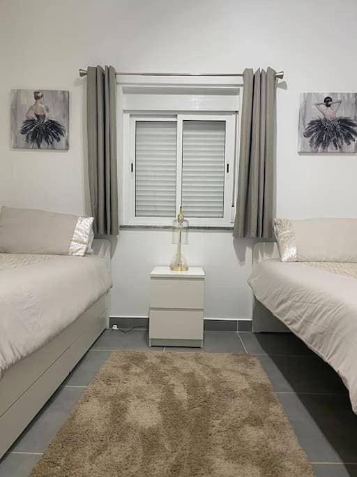 Foto 6 von 31: Two-Bedroom Apartment
