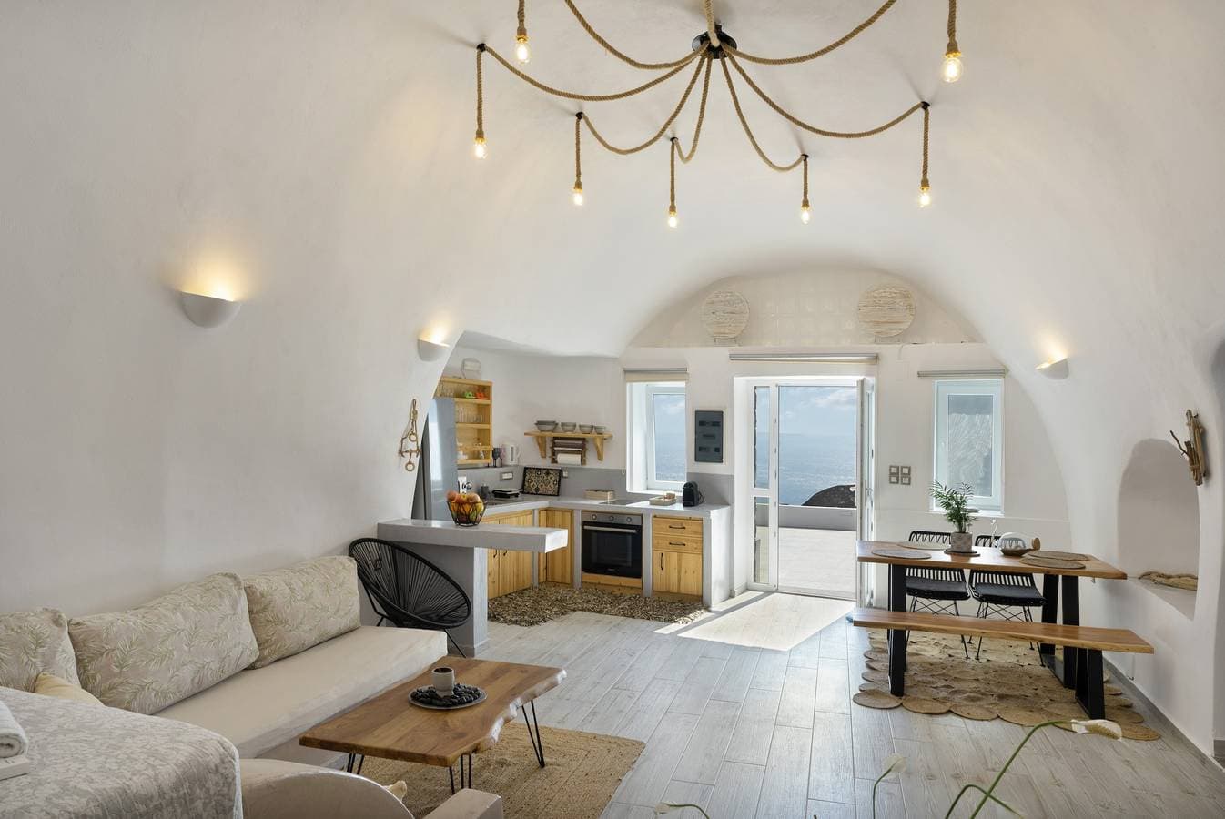 Foto 4 von 34: Ferienwohnung 'Santoneta Luxury Private Caves' mit Meerblick, privatem Pool und Wi-Fi