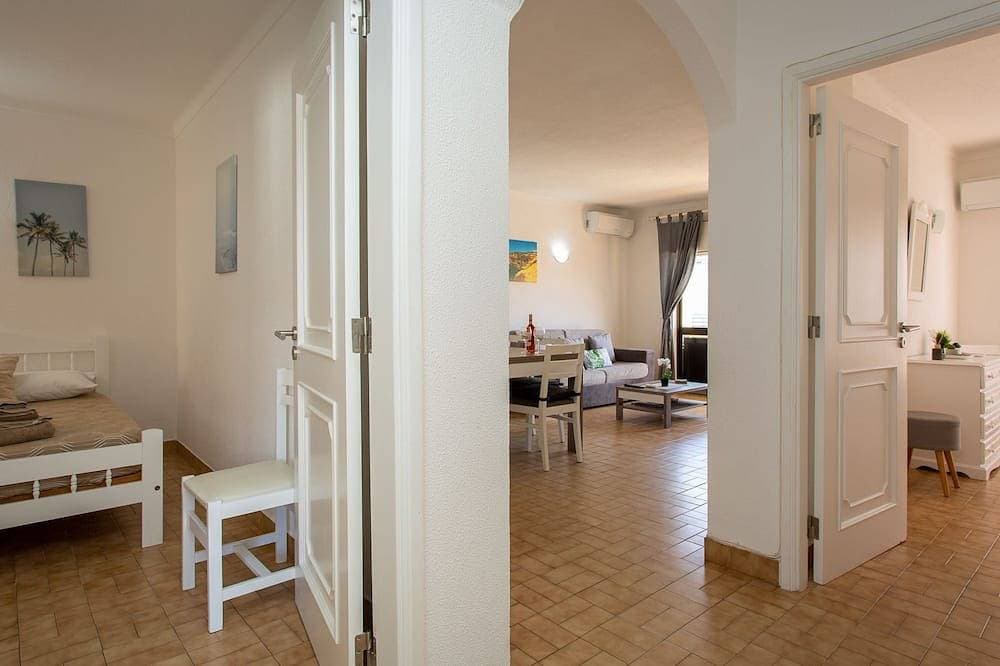 Foto 13 von 30: 2Bd Apartment in Alagoa Beach by LovelyStay