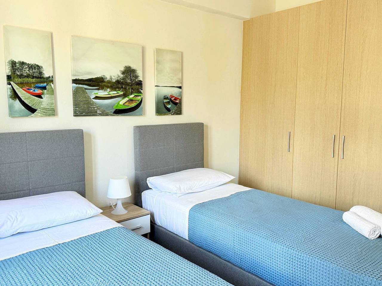 Foto 3 von 26: Fifty Shades of Blue 10 Sek. zum Meer 5Pl 2Bd 2Ba