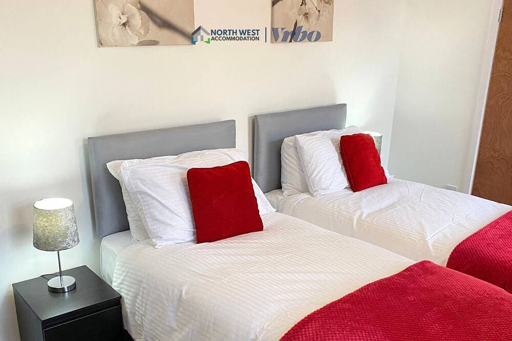 Foto 2 von 8: 1 Bedroom St Helens Apartment | Free WiFi | Fully Furnished
