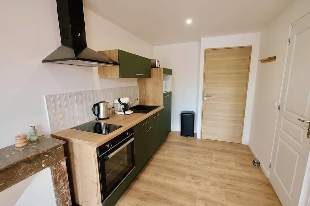 Foto 13 von 18: D-Day Suites carentanlocation.fr: Terra - Downtown / 2-minute walk from the train station