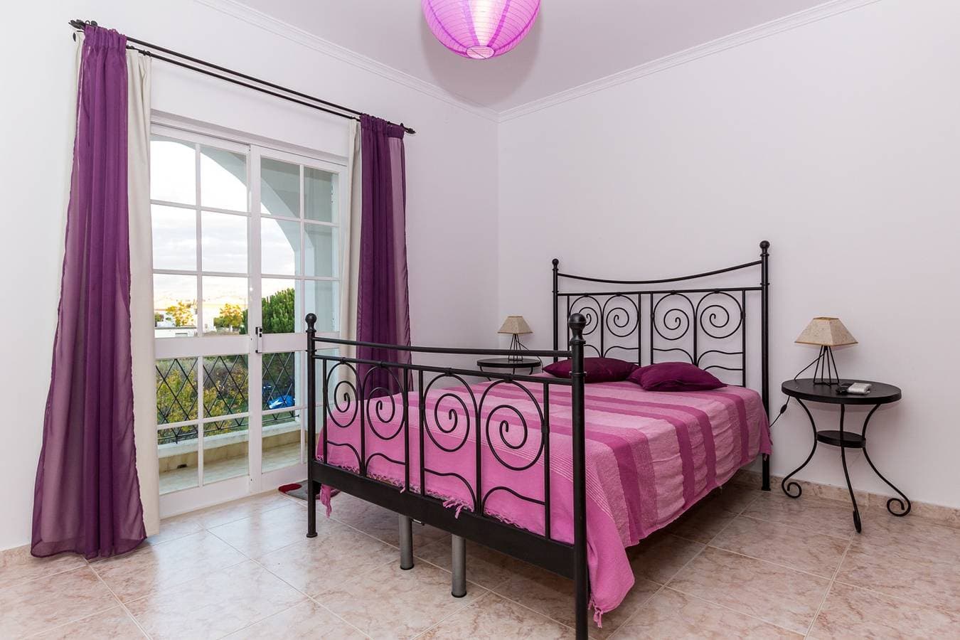 Foto 2 von 20: 3 Schlafzimmer Villa mit Terrasse in Praia da Manta Rota by AlgarveManta (2V3)