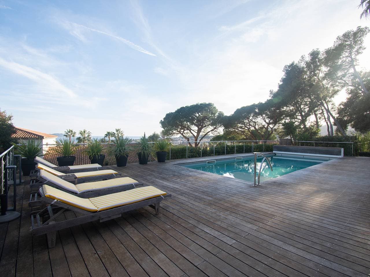 Foto 5 von 23: Carqueiranne: Charmante Villa mit Pool, Meerblick, für 8 Personen