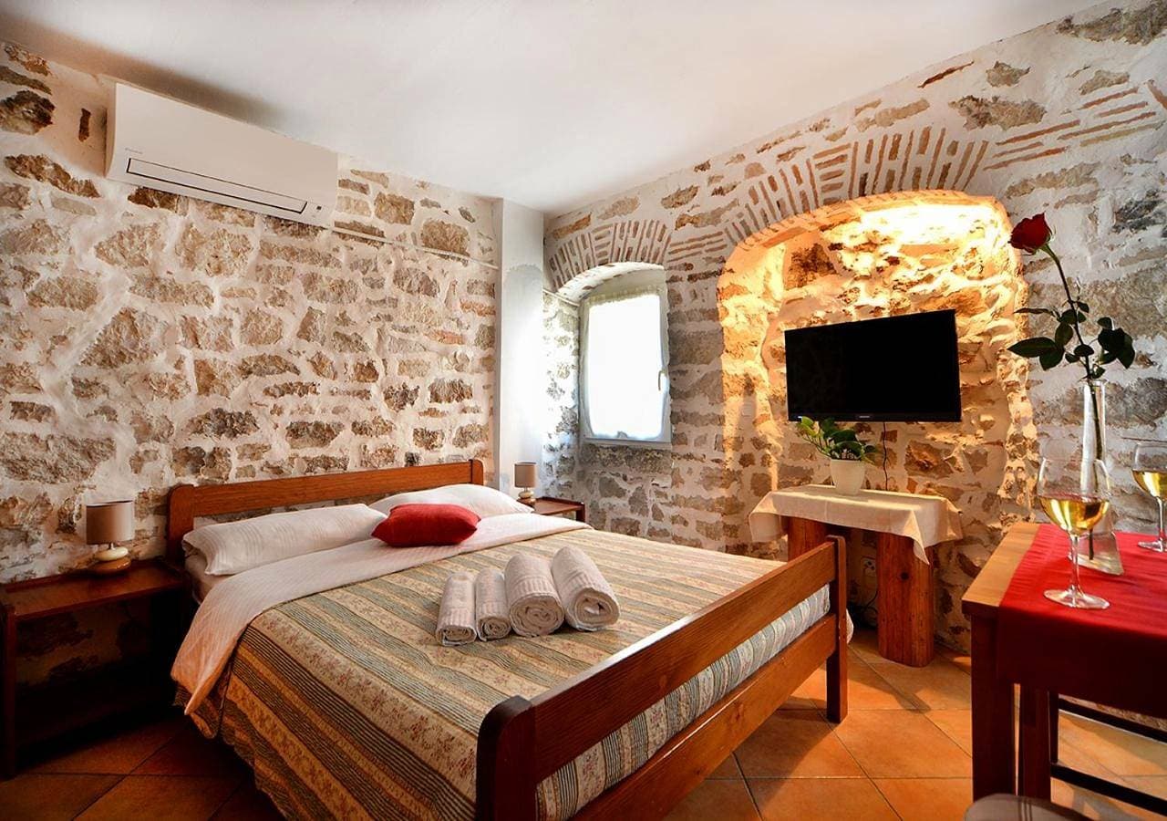Old Town Vrsar, apartments Danica & Zoran 1