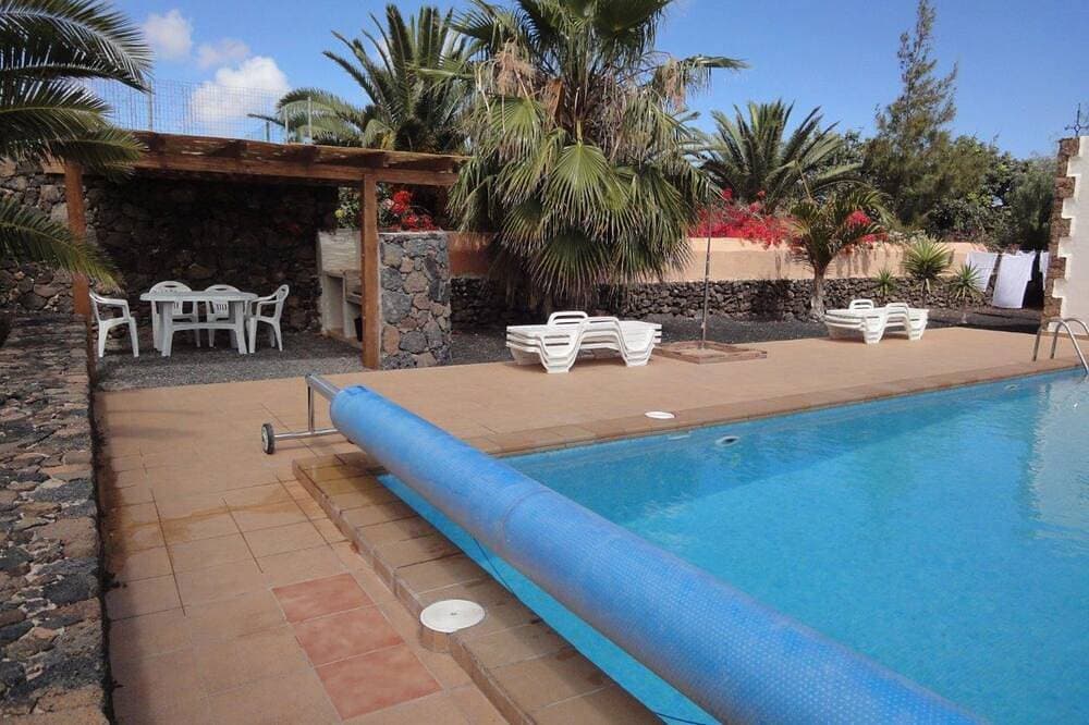 Foto 13 von 15: Luxuriöse, abgelegene Villa mit großem elektrisch beheiztem Swimmingpool