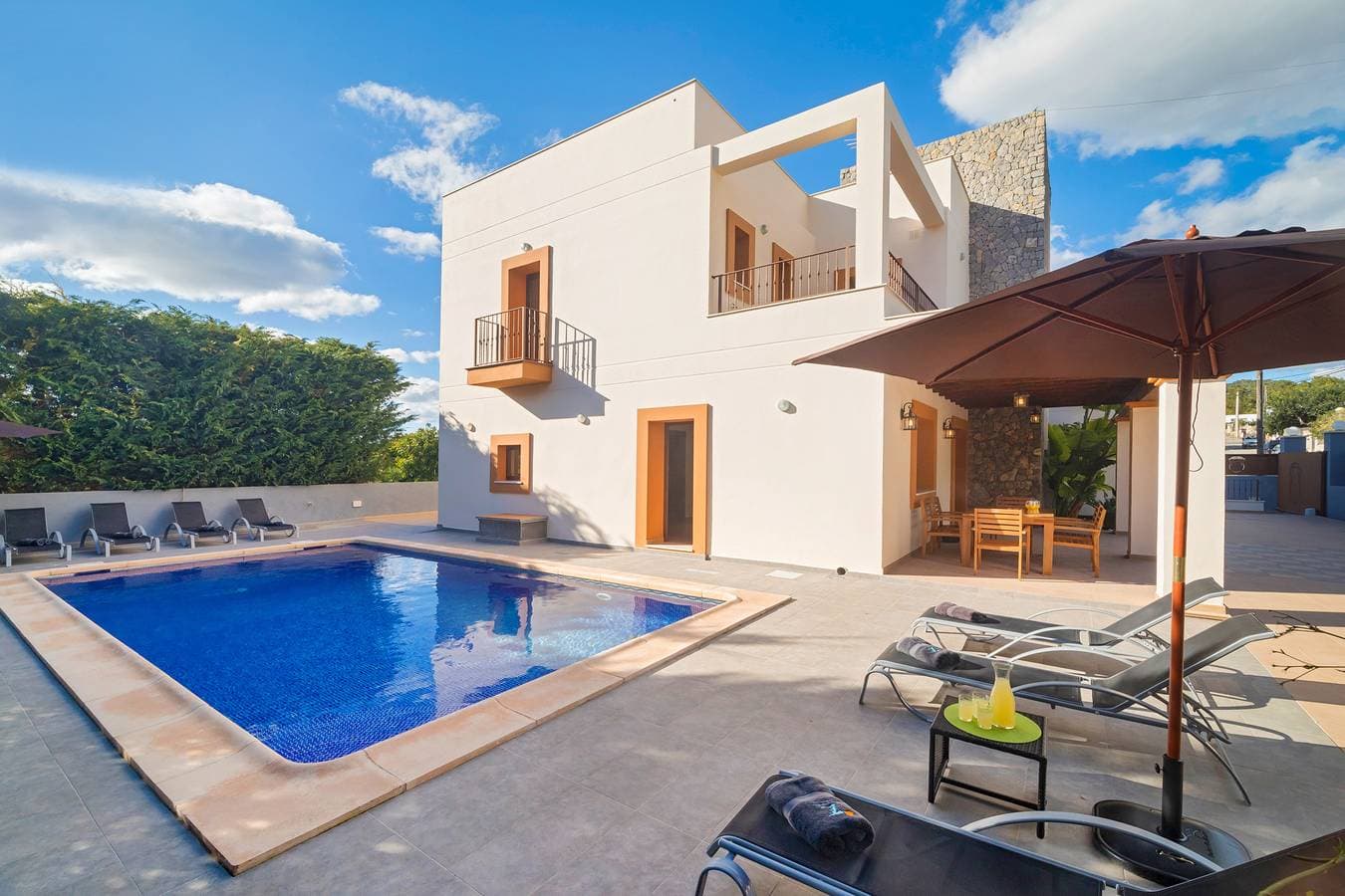 Foto 12 von 37: Villa für 14 Personen