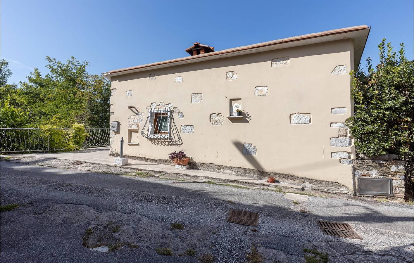Foto 2 von 28: Appartement mit Meerblick und Babybett & Mehr