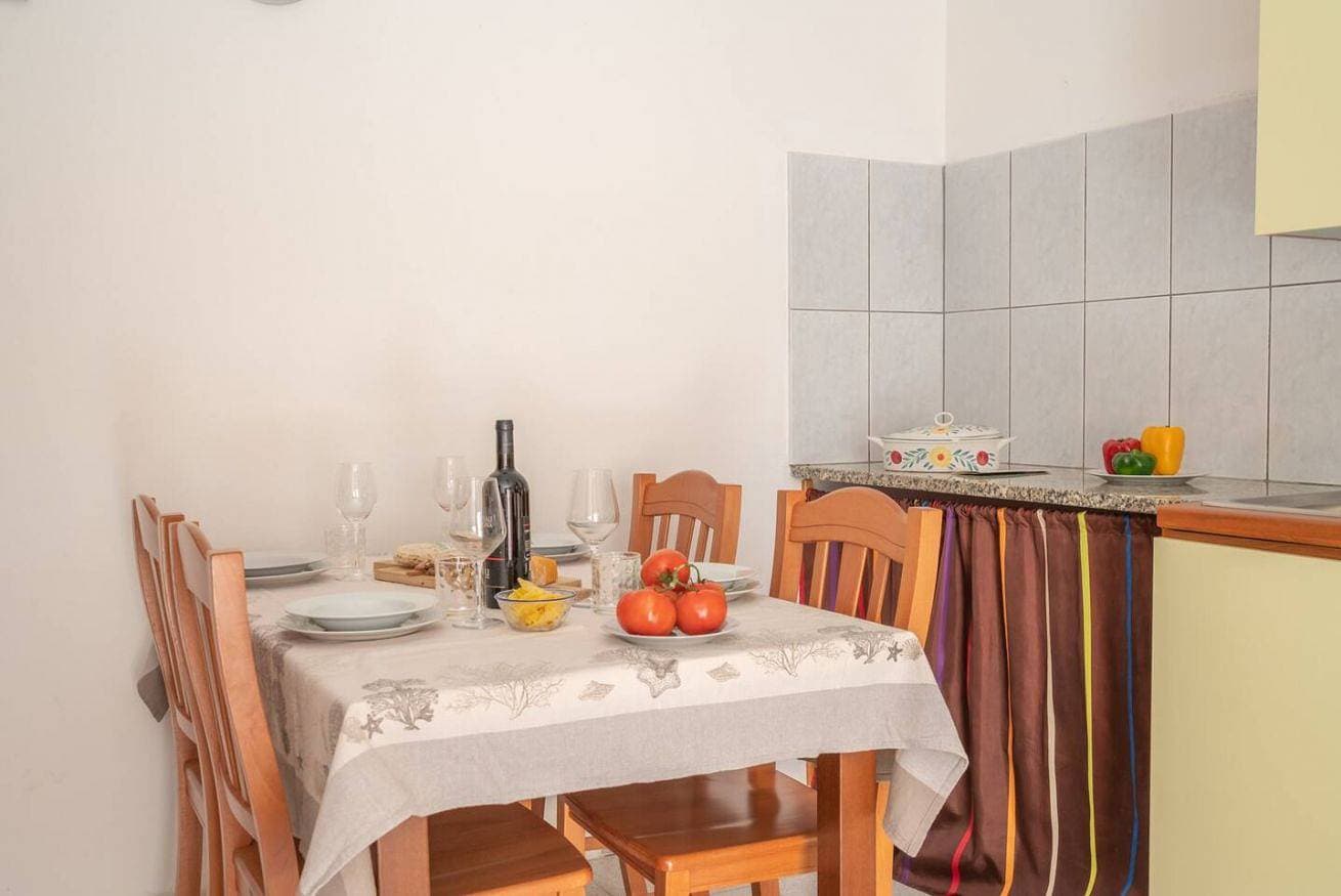 Foto 8 von 25: Ferienwohnung für 4 Personen mit Balkon/Terrasse
