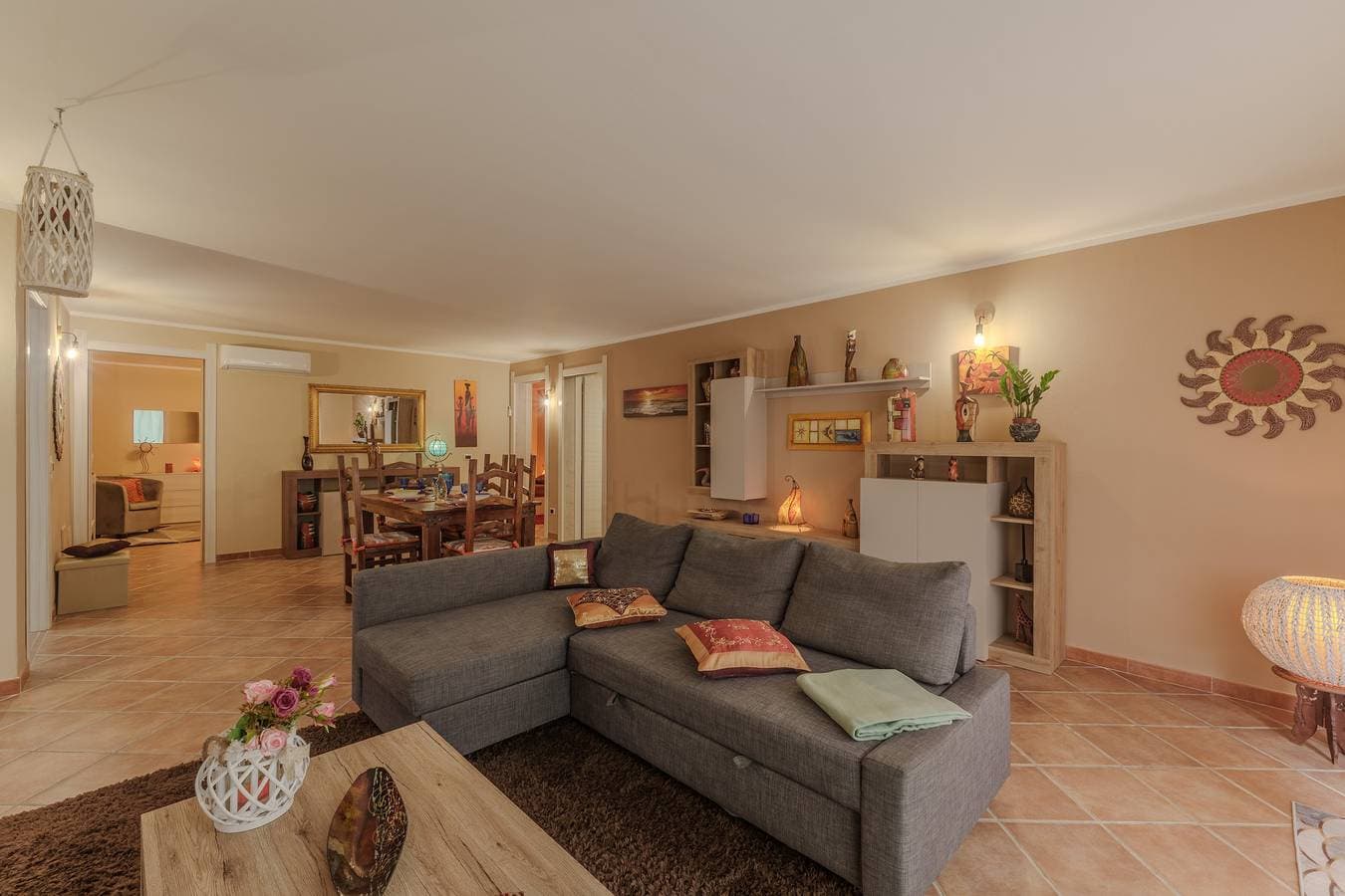 Foto 3 von 28: Villa 'Giada' mit Bergblick, WLAN und Klimaanlage