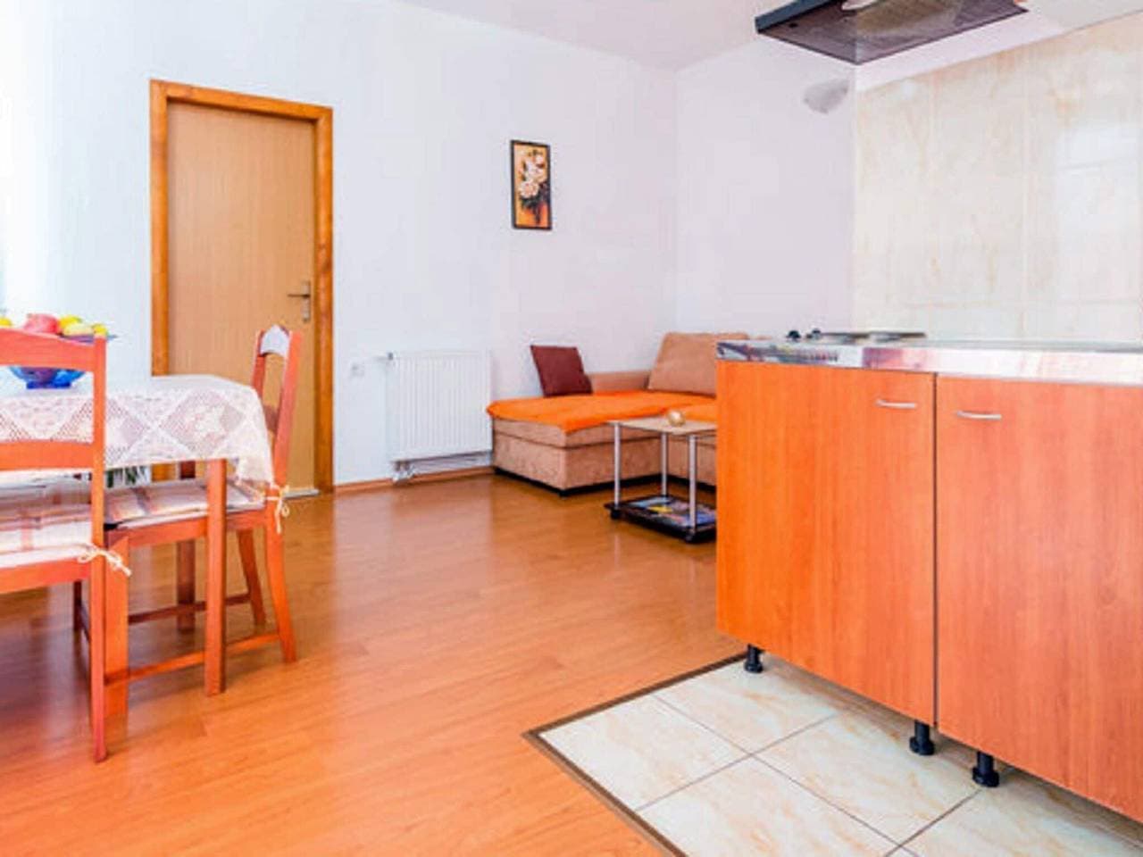 Foto 9 von 29: Guest House Fontana - Standard One Bedroom Apartment with Balcony and Sea View