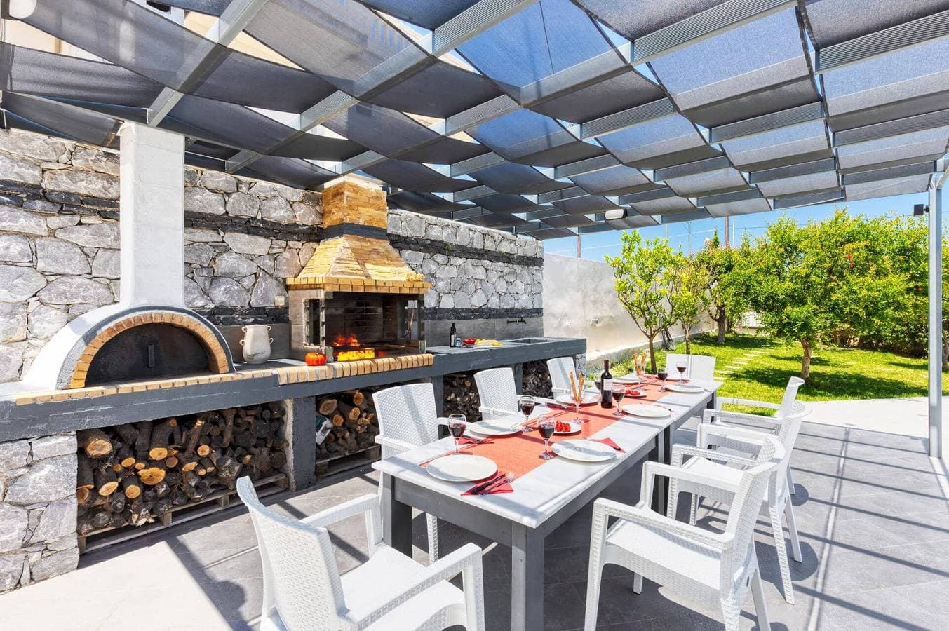 Foto 9 von 30: Villa für 8 Personen mit Garten