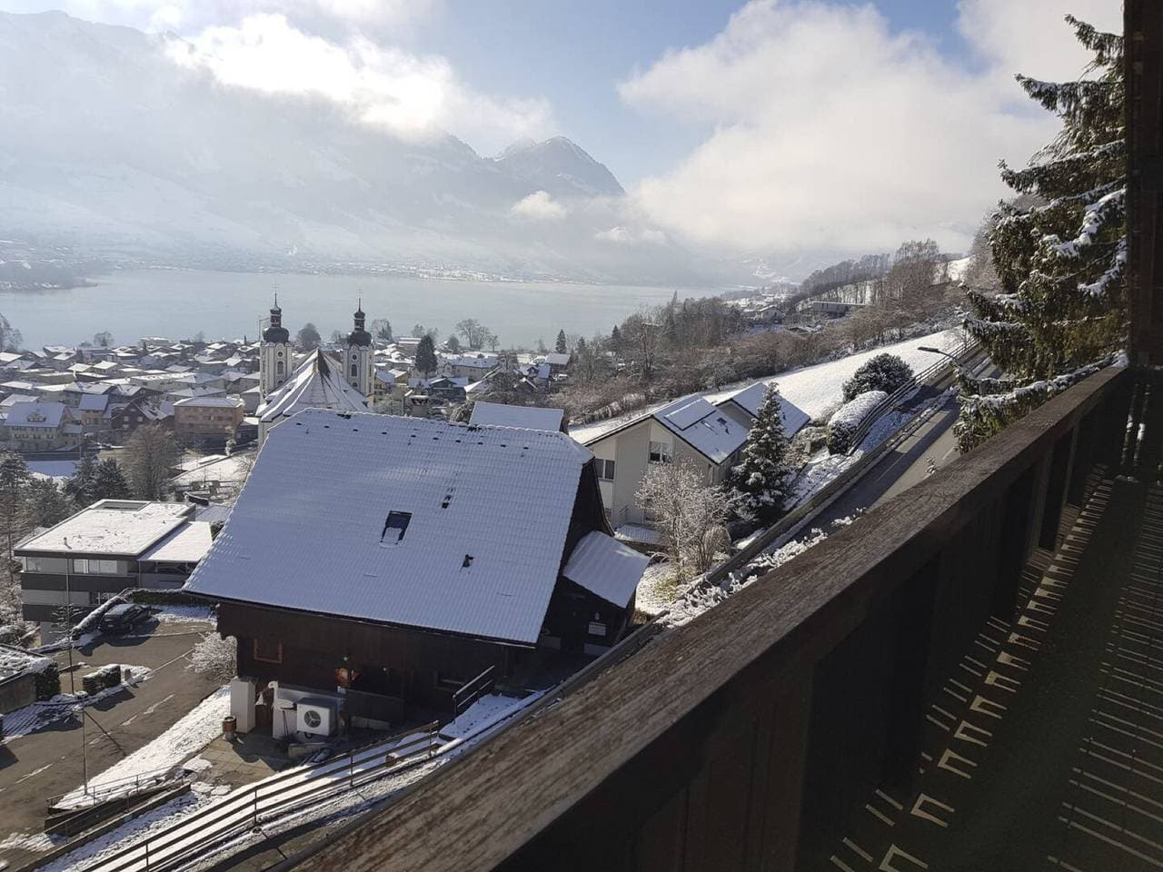 Foto 9 von 33: Charmantes Chalet Apartment mit Aussicht