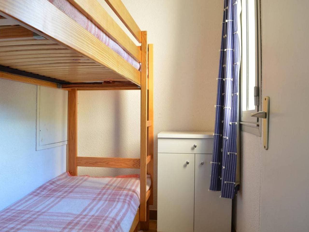 Foto 9 von 19: Studio mit Kabine für 4 Personen, direkt am Strand mit Pool und Tennis in Bormes-les-Mimosas