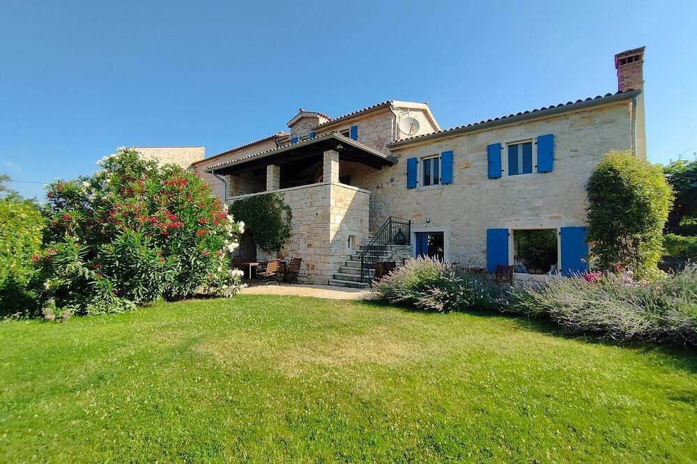 Foto 10 von 30: Charmantes Natursteinhaus mit Pool in wunderschöner, ruhiger Umgebung