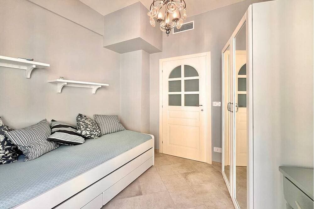 Foto 7 von 17: Fabulous 2-bedroom apartment with AC and heating in Varigotti, Italy