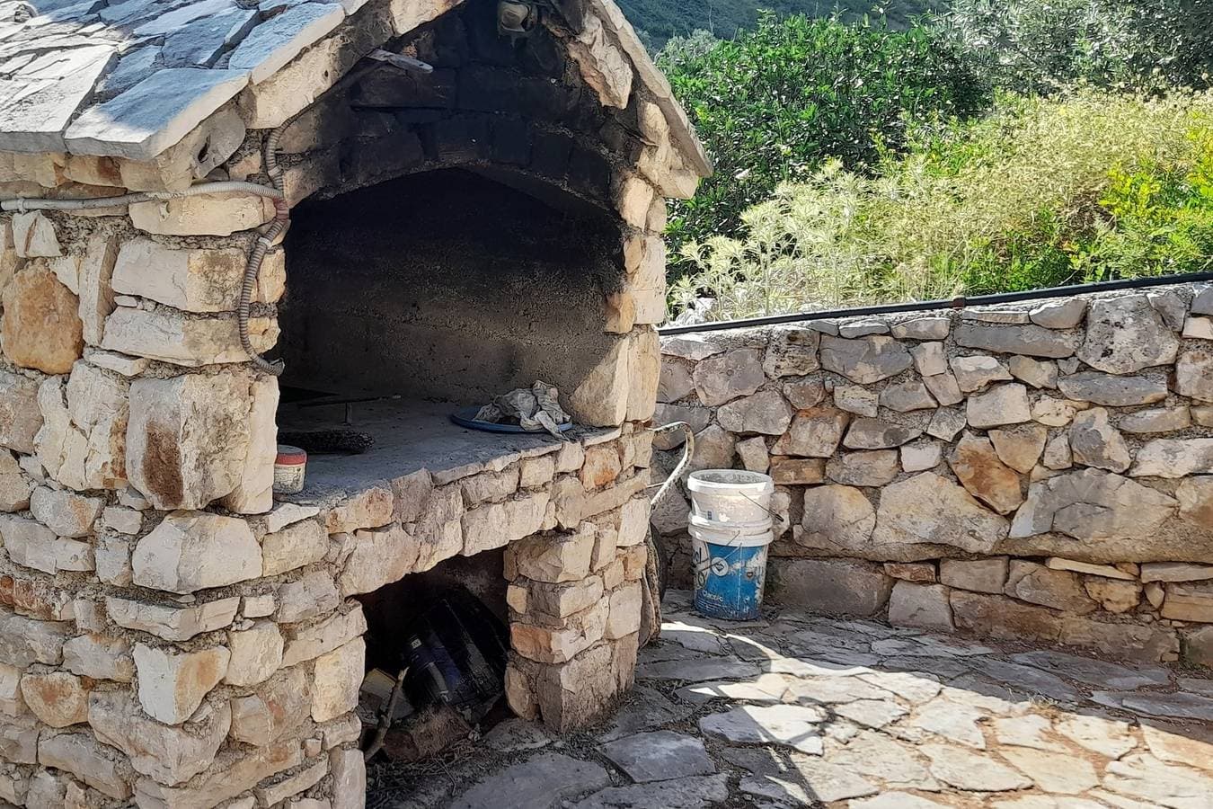 Foto 6 von 39: 2-Zimmer-Ferienwohnung mit Terrasse und Meerblick Bucht Torac, Hvar A-24462-a