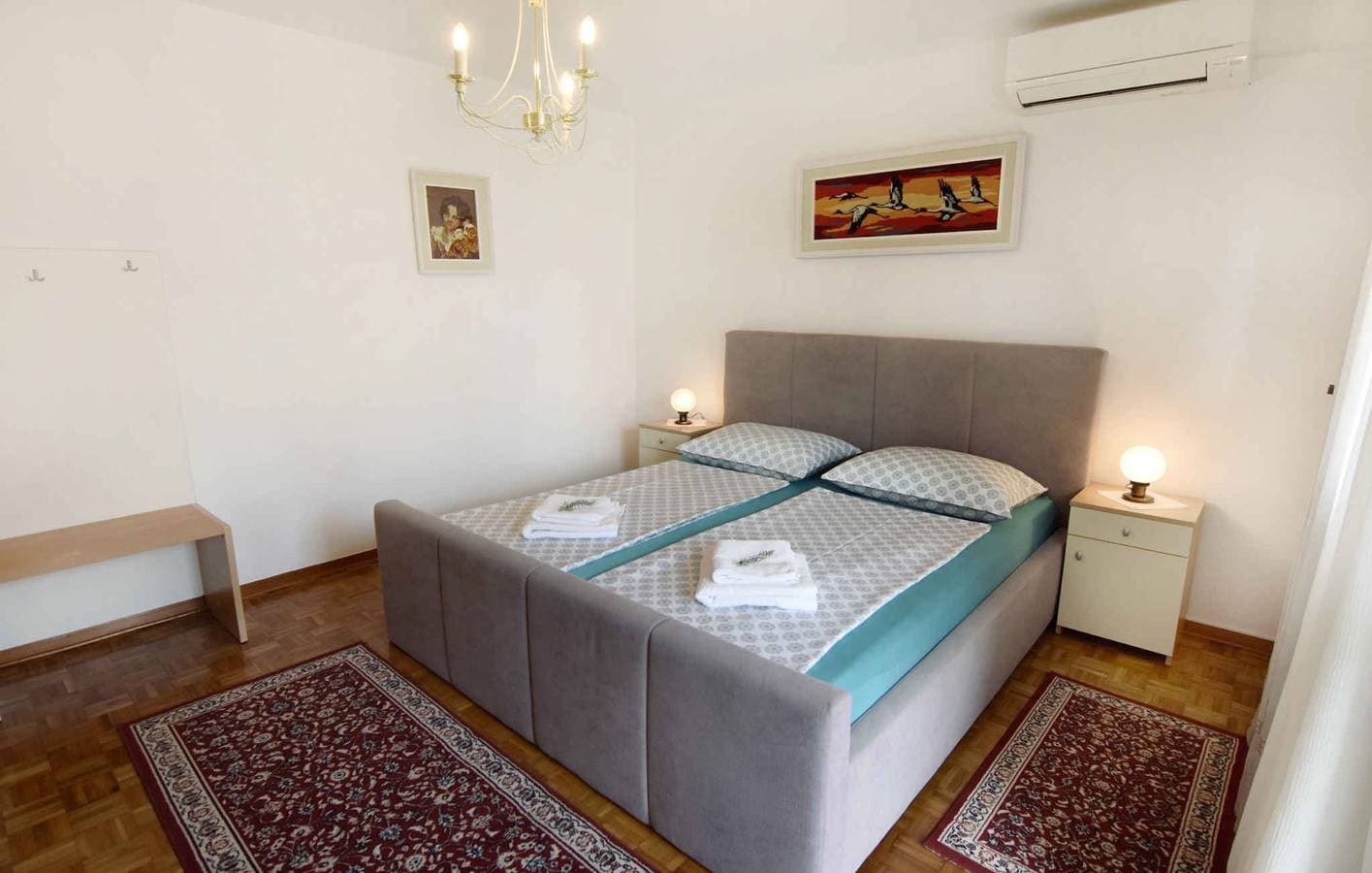 Foto 11 von 43: Ferienwohnung mit zwei Schlafzimmer und Klimaanlage