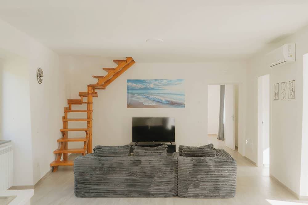 Foto 9 von 30: Tramonti Sunset Retreat | Jacuzzi, Panoramic Terrace & Amalfi Coast ⭐