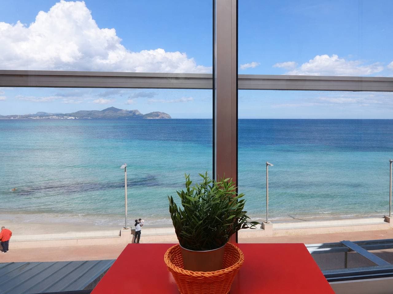 Foto 6 von 25: Modernes Apartment mit Meerblick - 4 Pers.