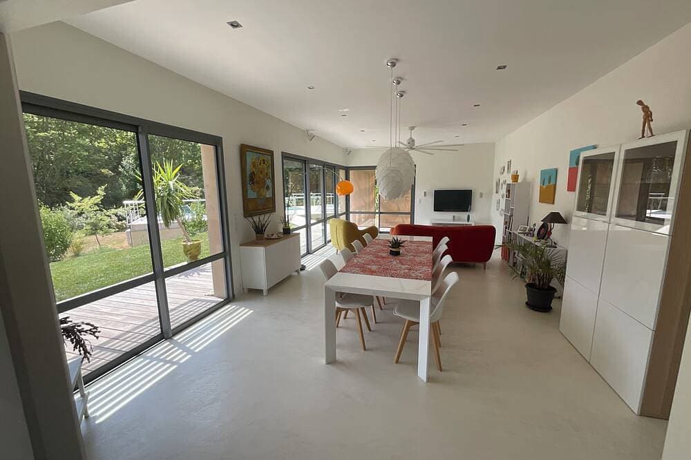 Foto 13 von 30: Villa Contemporaine Avec Piscine . Le 210