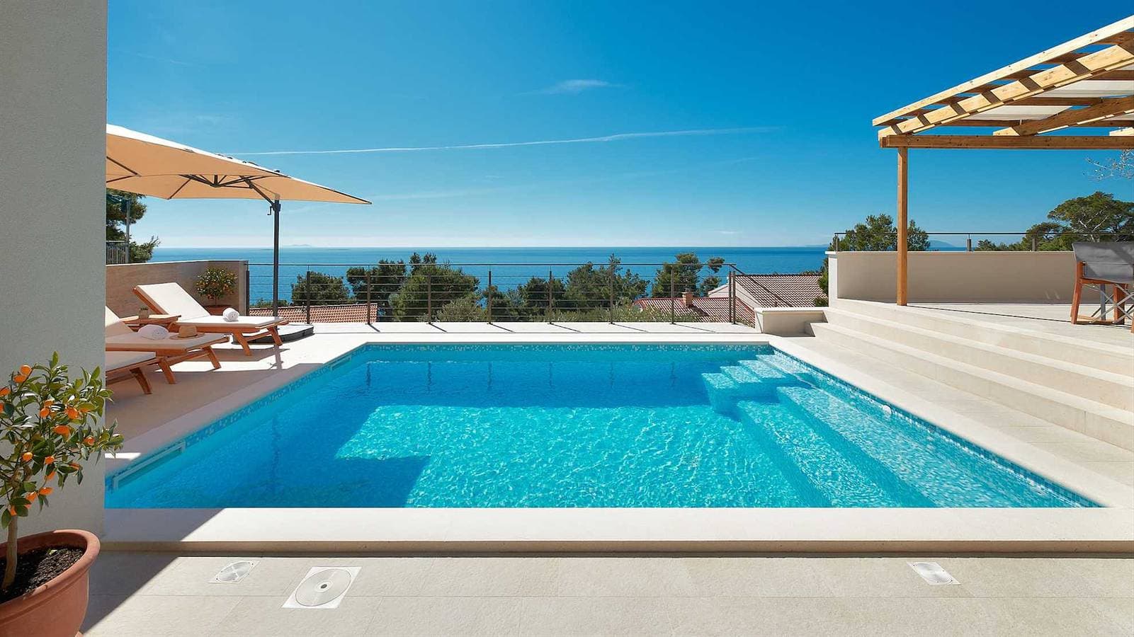 Foto 2 von 80: Villa Adria Gloss - Luxusvilla mit atemberaubendem Meerblick