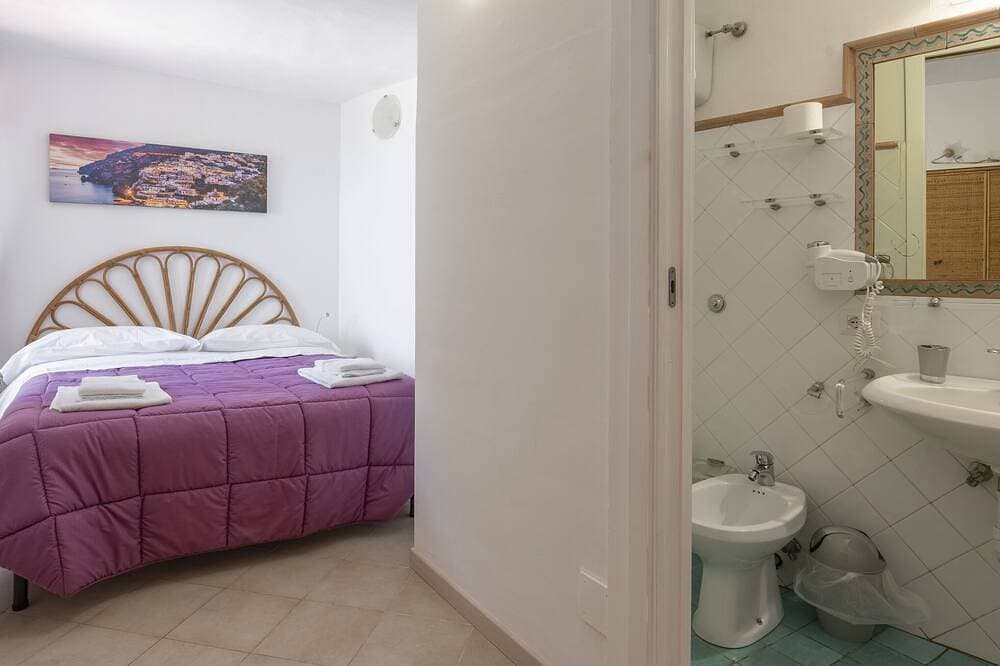 Foto 3 von 28: Positano Center - Terrasse mit Meerblick, - 2 Schlafzimmer - Klimaanlage und kostenfreies WLAN