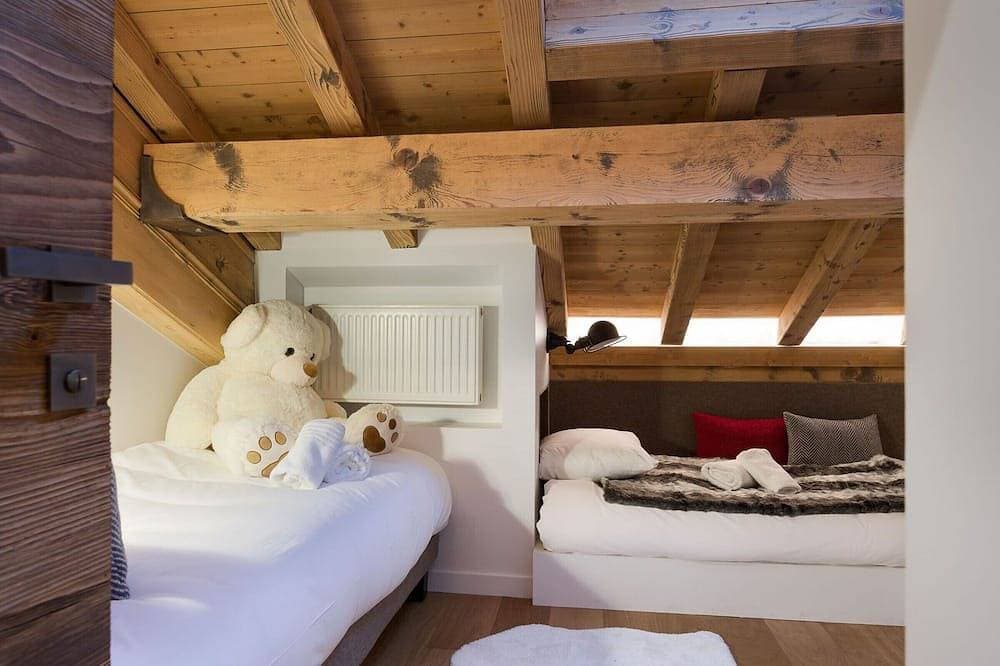 Foto 3 von 17: Wunderschöne moderne Wohnung in Courchevel 1850, 3 Schlafzimmer, Sauna, Parkplatz